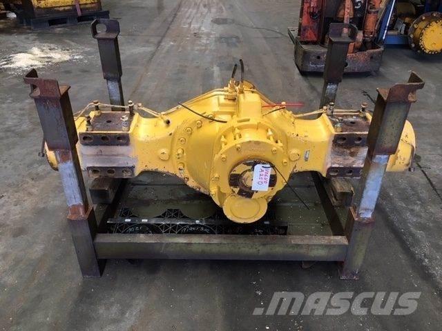  Mellemaksel ex. Volvo A25D Осі