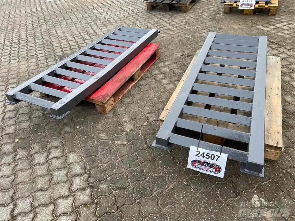  Rampesæt Низькорамні напівпричепи