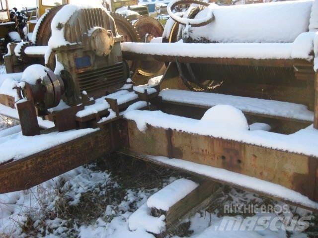  Spil - 40 mm wire Підйомно-транспортне обладнання і вантажні ліфти