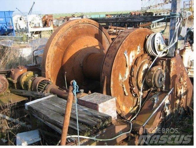  Spil - vægt ca. 7 ton Підйомно-транспортне обладнання і вантажні ліфти
