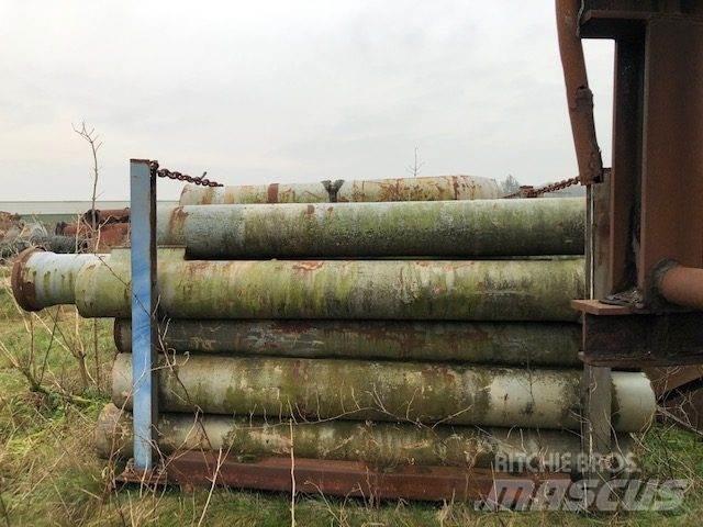  Stålrør Ø323,9x32x3000 mm Трубопровідне обладнання