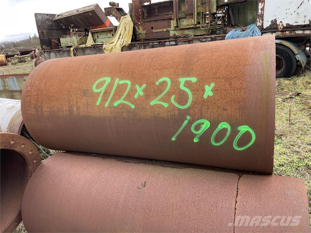  Stålrør ø912x25x1900 mm Трубопровідне обладнання