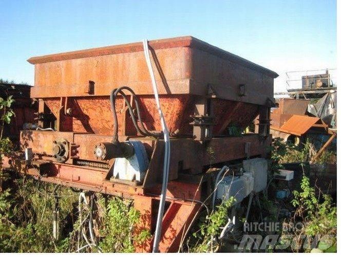  Vibrationsføder, enkelt Кормороздавачі