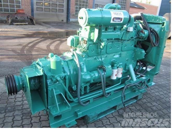 Volvo D100A med PTO Двигуни