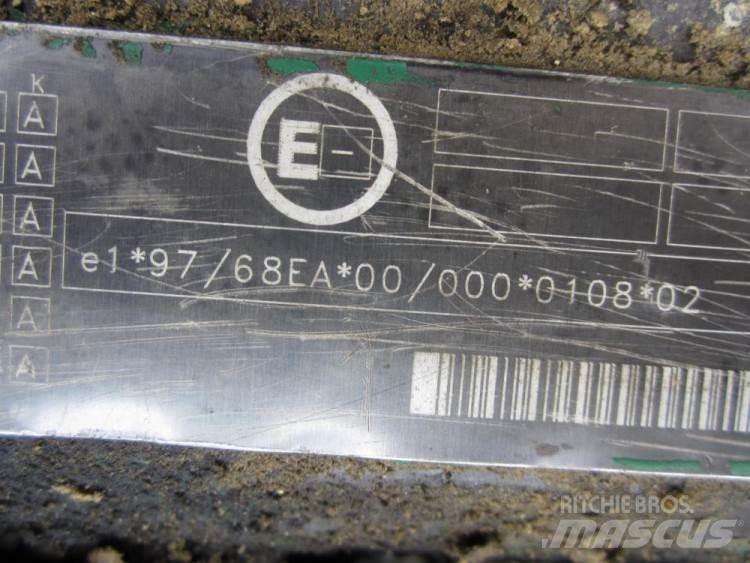 Volvo EC290BLC til ophug Гусеничні екскаватори