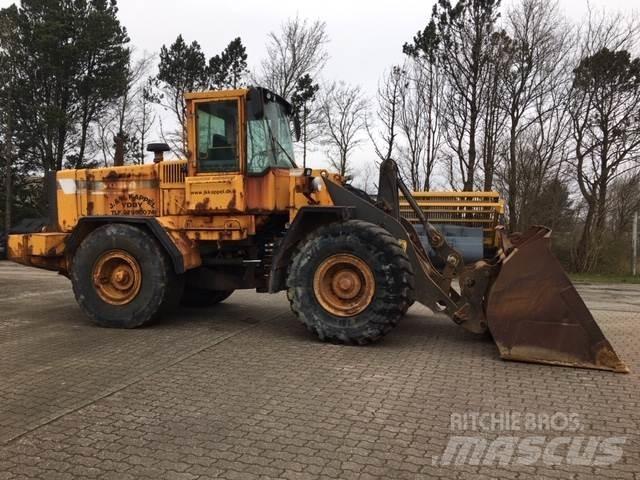 Volvo L120C til ophug Фронтальні навантажувачі