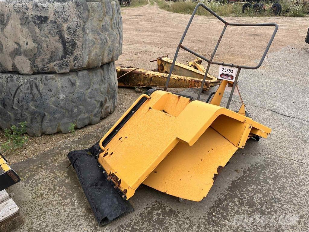 Volvo L220E højre bagskærm Інше обладнання