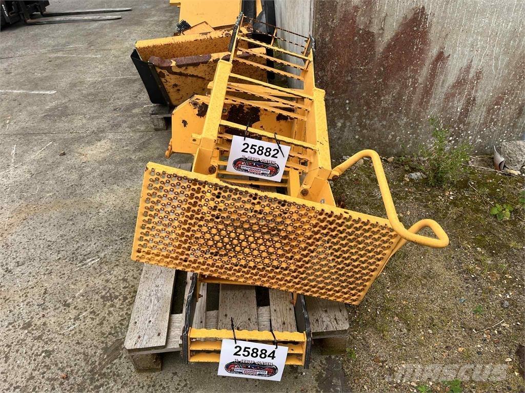 Volvo L220E trappe Інше обладнання