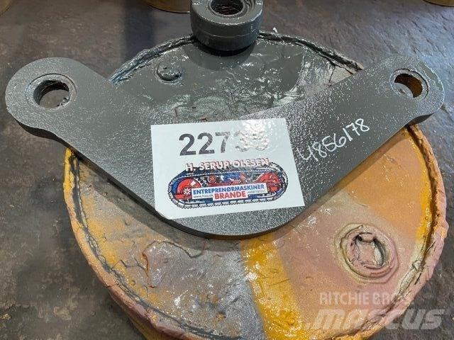 Volvo L90B Link Arm Інше обладнання
