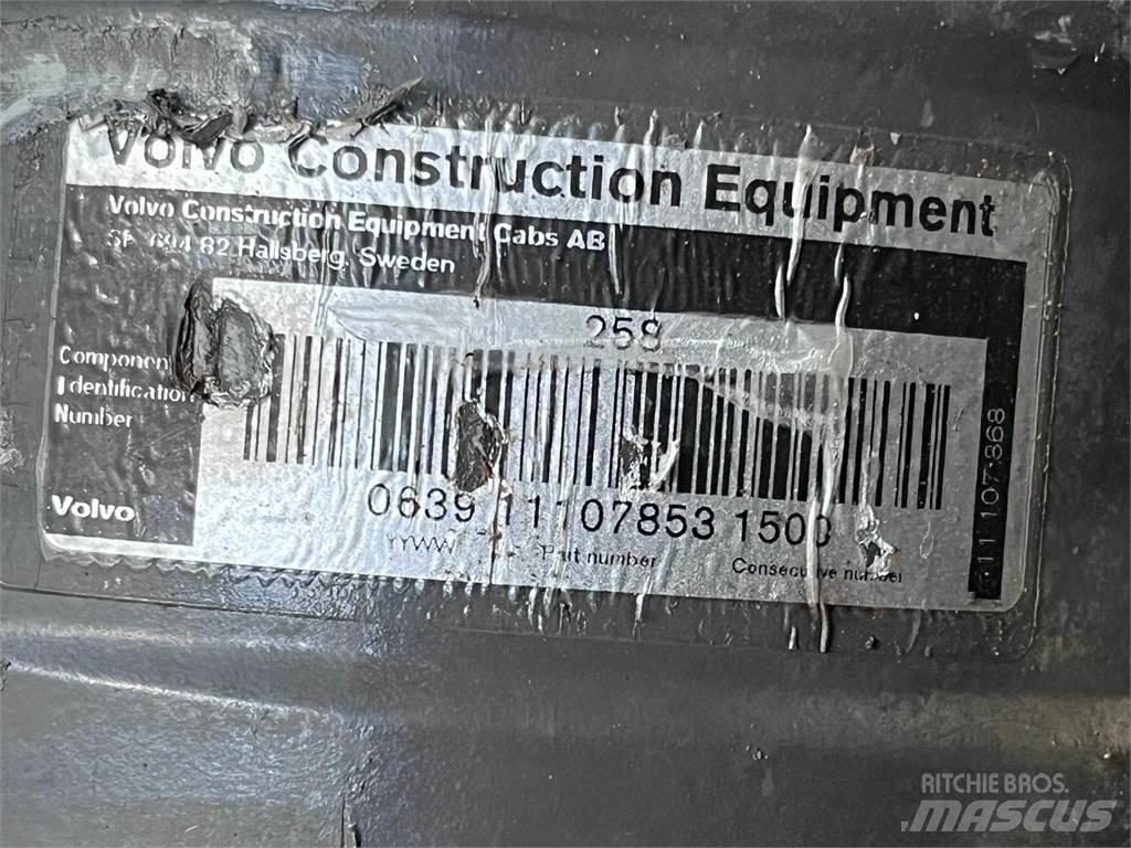 Volvo L90E løftecylinder Гідравліка