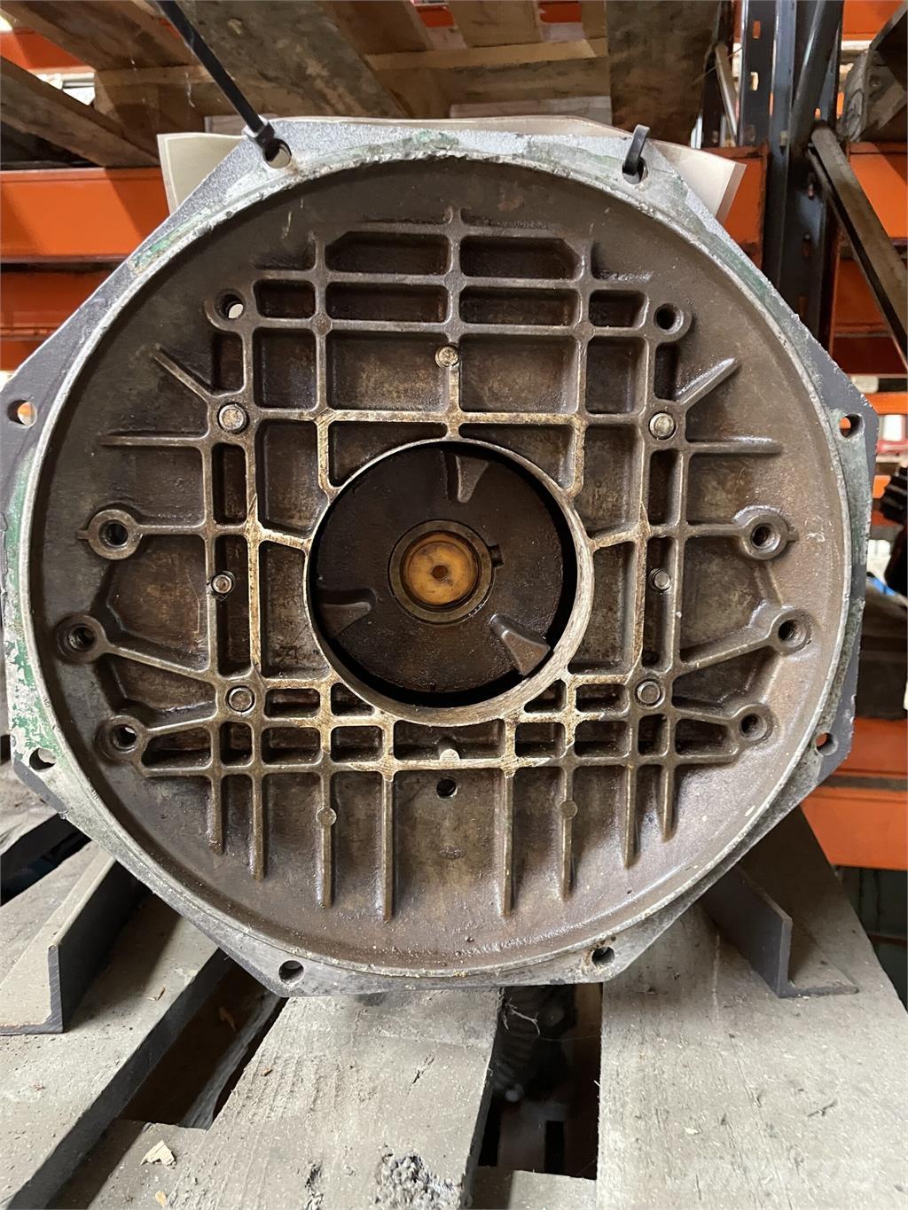 Volvo Penta Marinegear Коробки передач