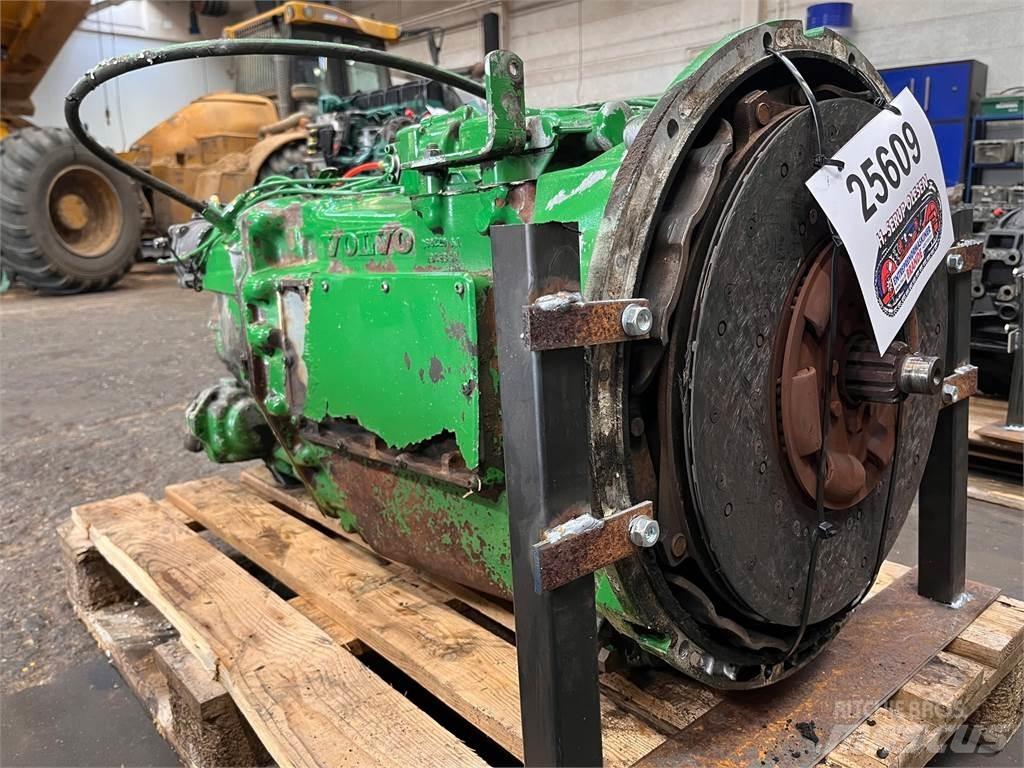 Volvo SR1700 transmission Коробка передач