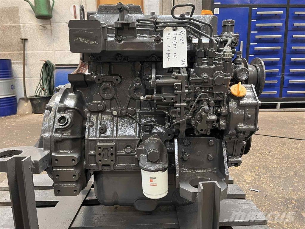 Yanmar 4TNV94L-ZWHBW motor Двигуни