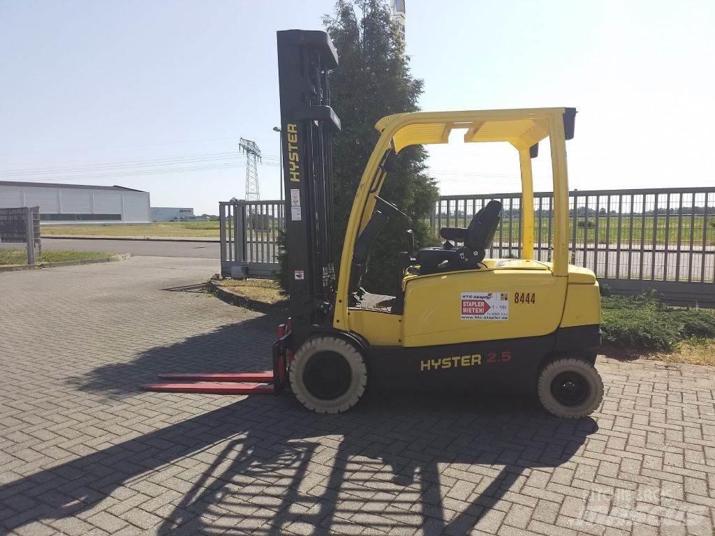 Hyster J2.5XN Електронавантажувачі