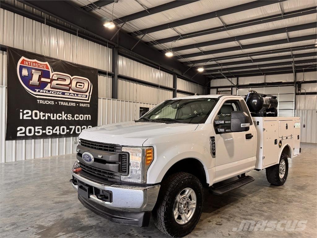 Ford F-250 Комунальні автомобілі / автомобілі загального призначення