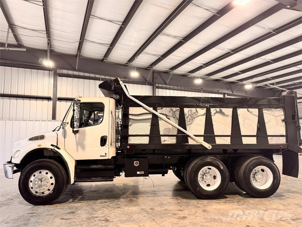 Freightliner M2 Самоскиди