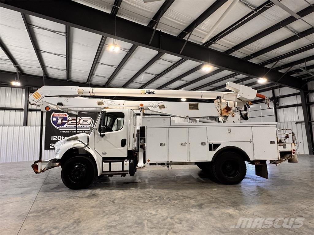 Freightliner M2 Автовишки на базі вантажівки