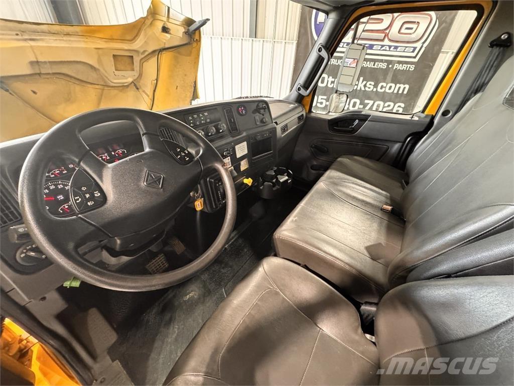 International MV607 Фургони