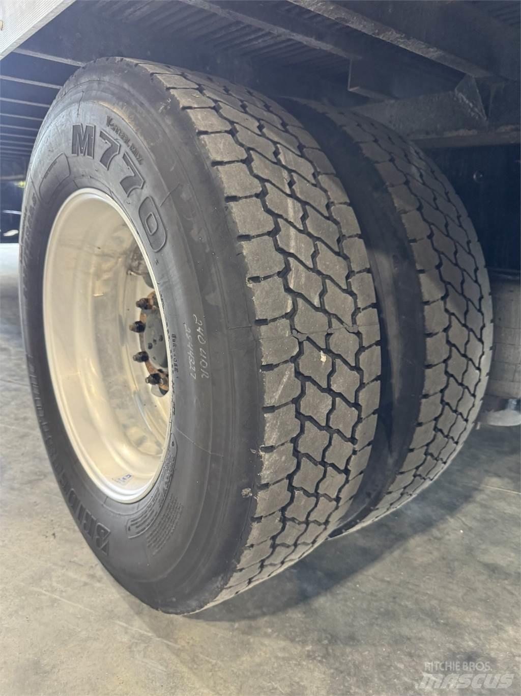 Kenworth T270 Фургони