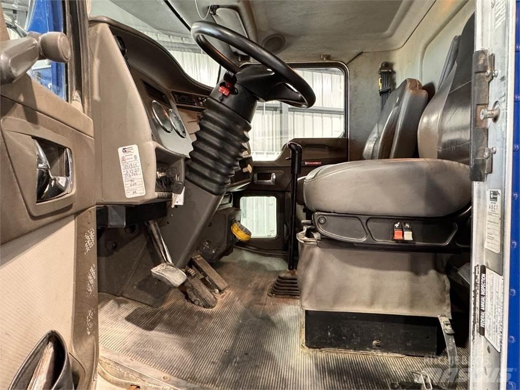 Kenworth T370 Вантажівки-платформи/бокове розвантаження