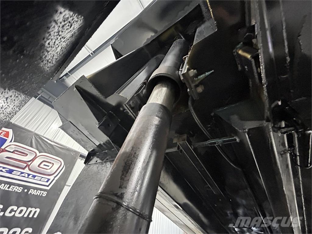 Mack Granite Самоскиди