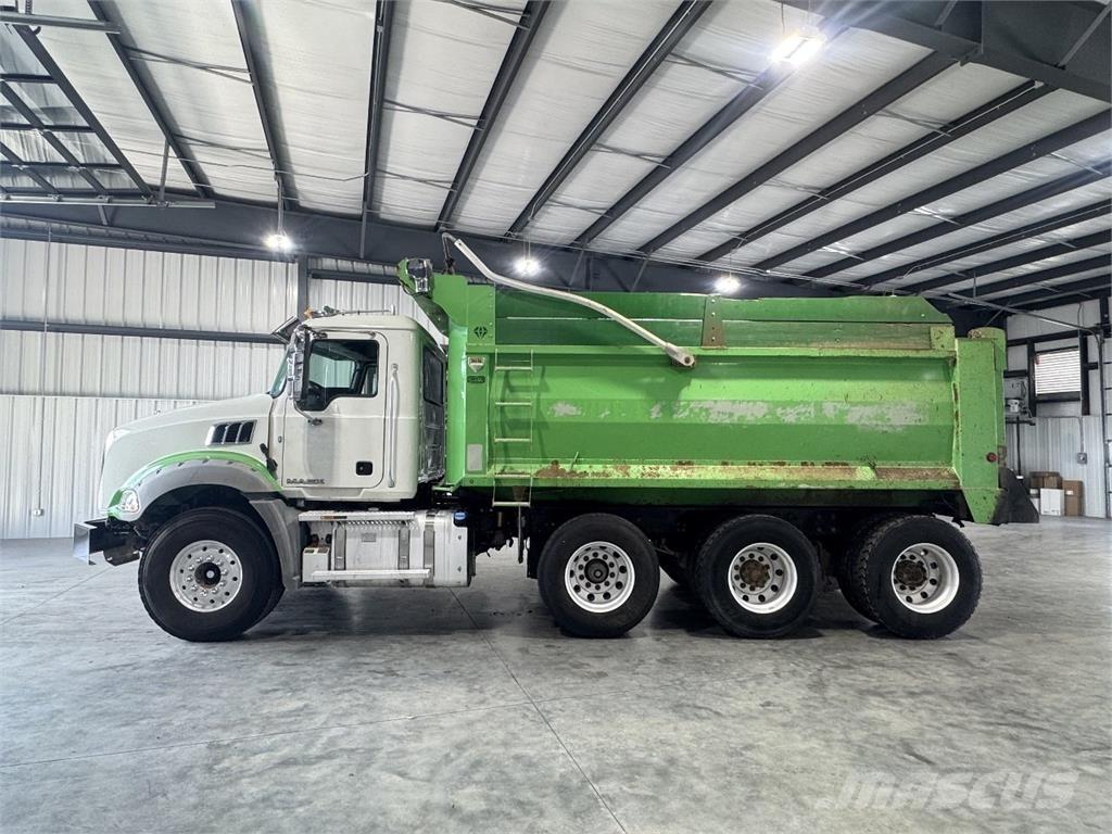 Mack Granite Самоскиди