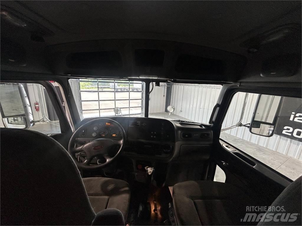Peterbilt 386 Тягачі