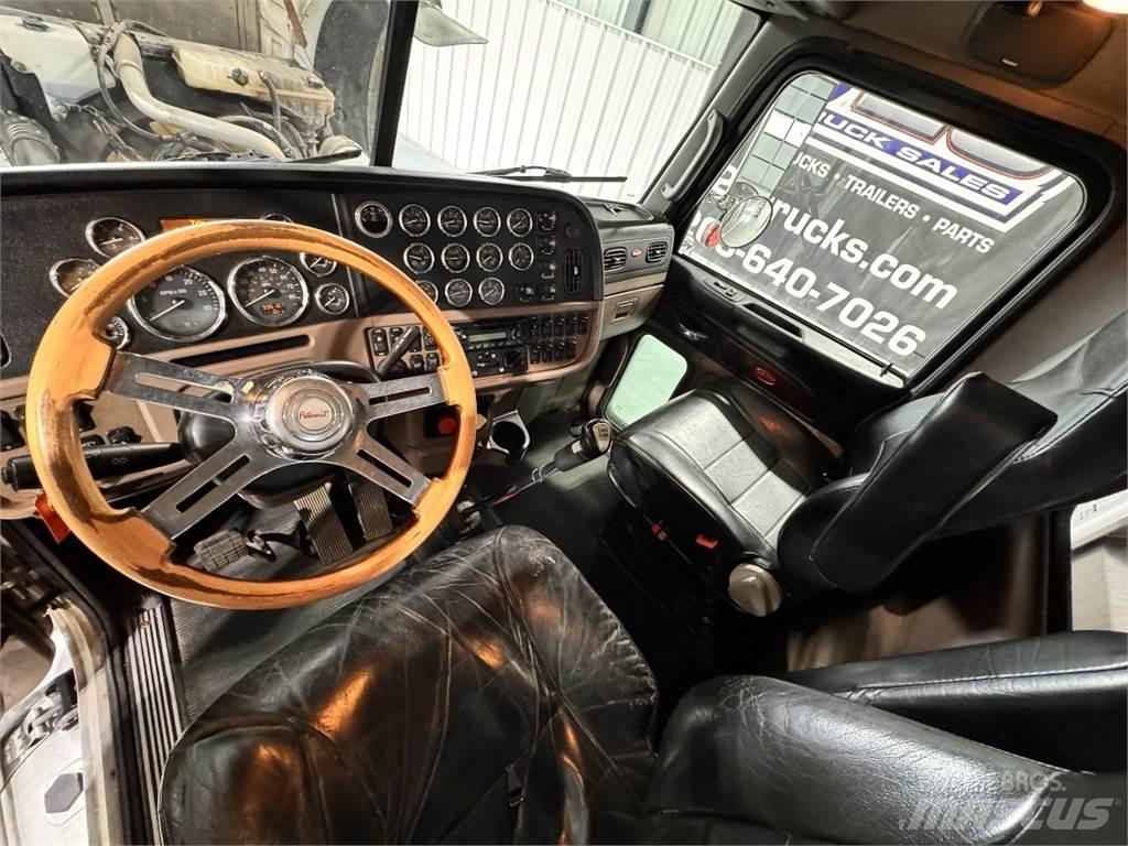 Peterbilt 389 Тягачі