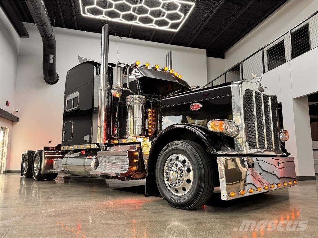 Peterbilt 389 Тягачі