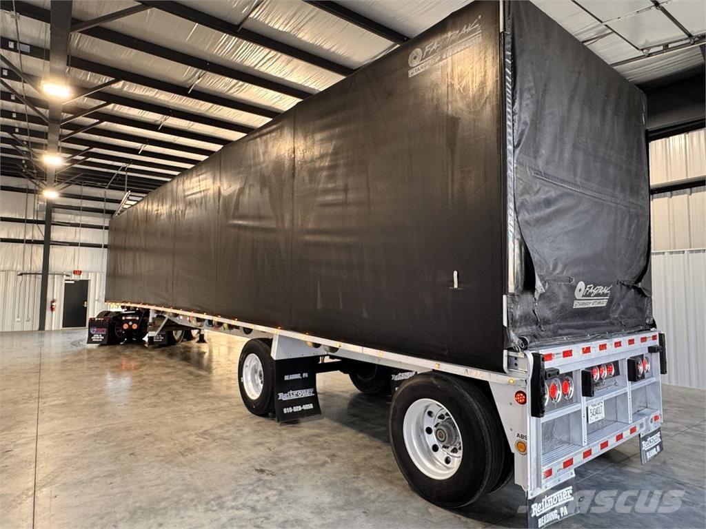 Reitnouer Big Bubba Тентовані причепи