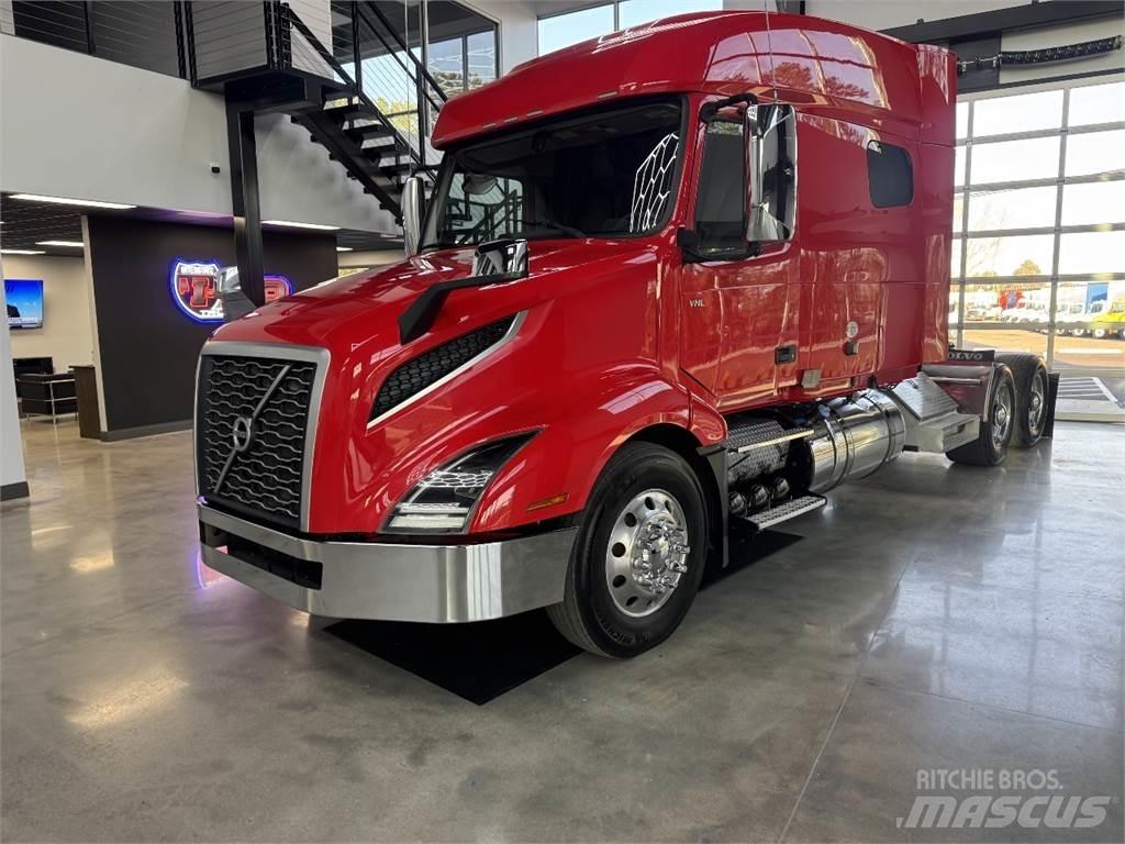 Volvo VNL64T740 Тягачі