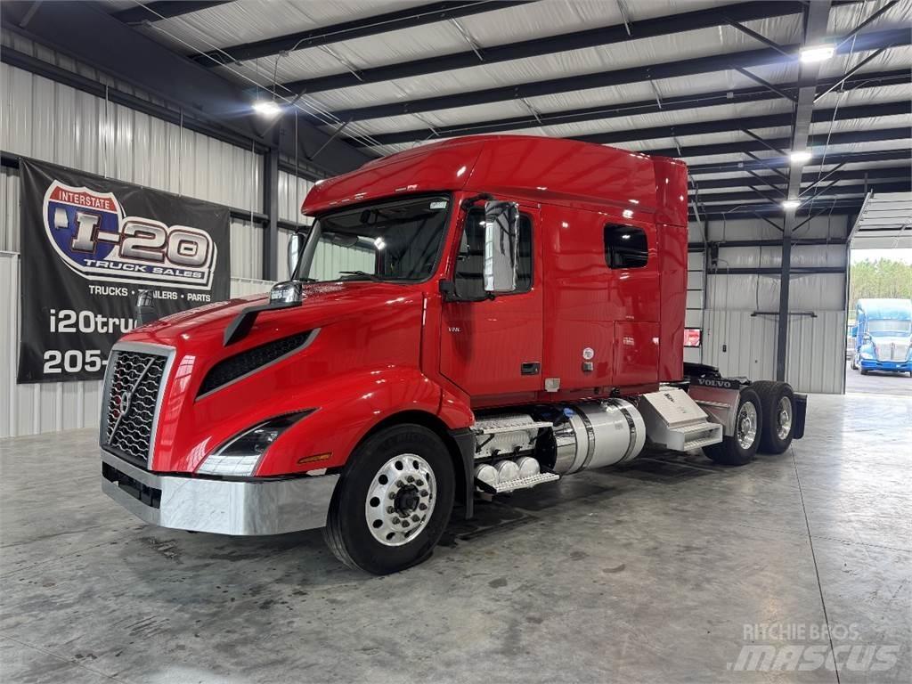 Volvo VNL64T740 Тягачі