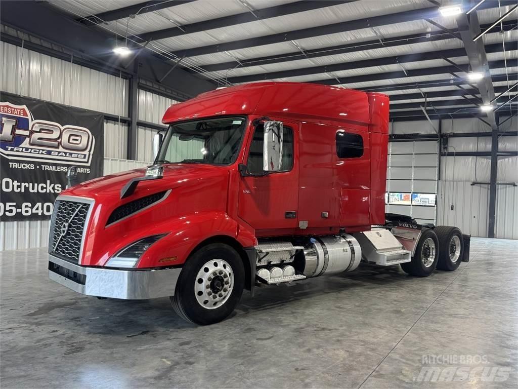 Volvo VNL740 Тягачі