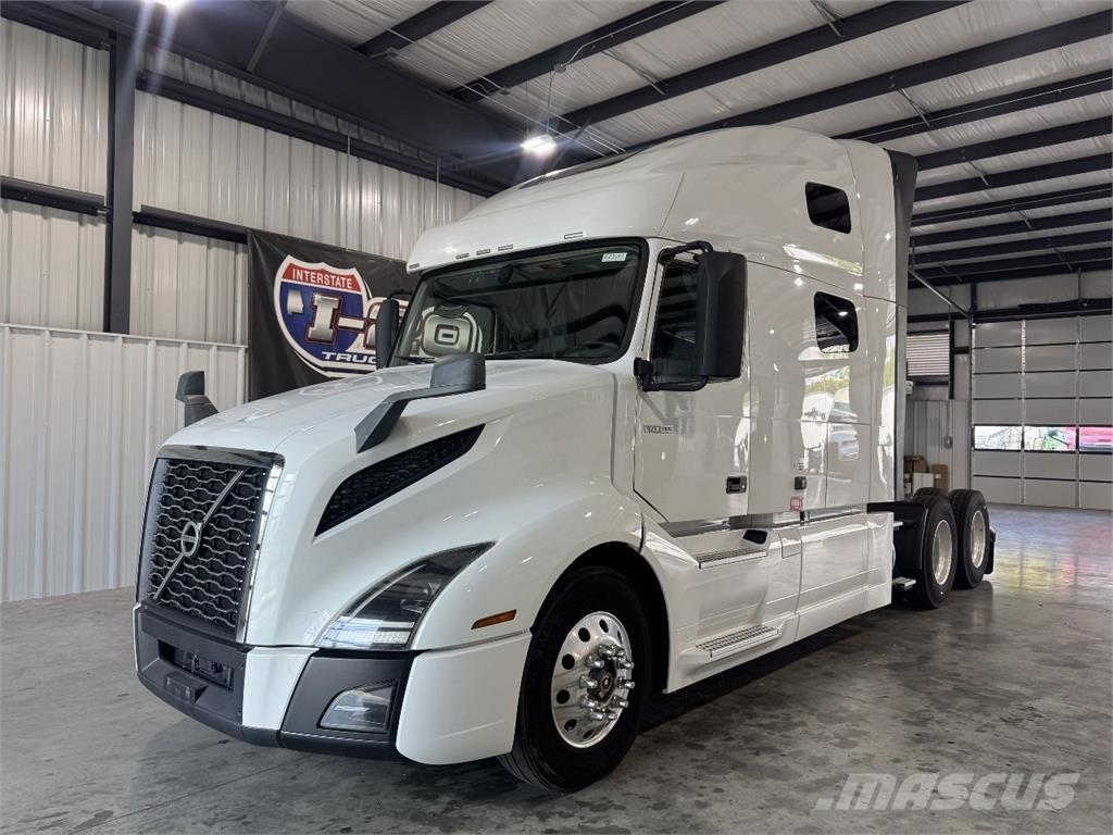 Volvo VNL760 Тягачі