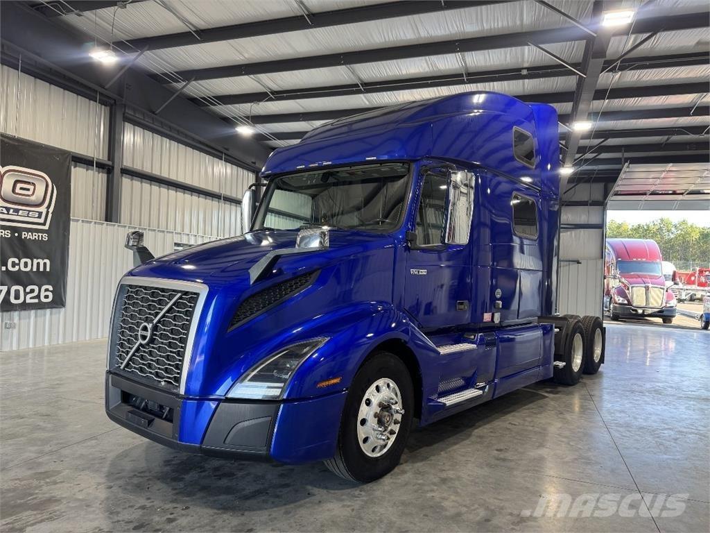 Volvo VNL860 Тягачі