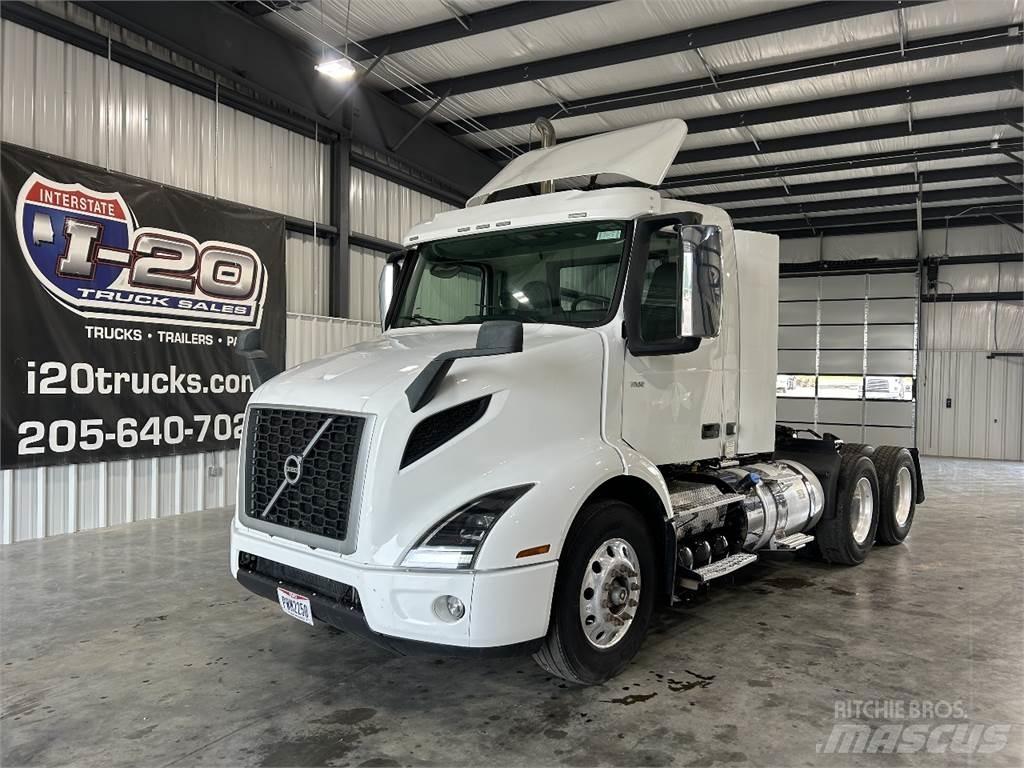 Volvo VNR64T300 Тягачі