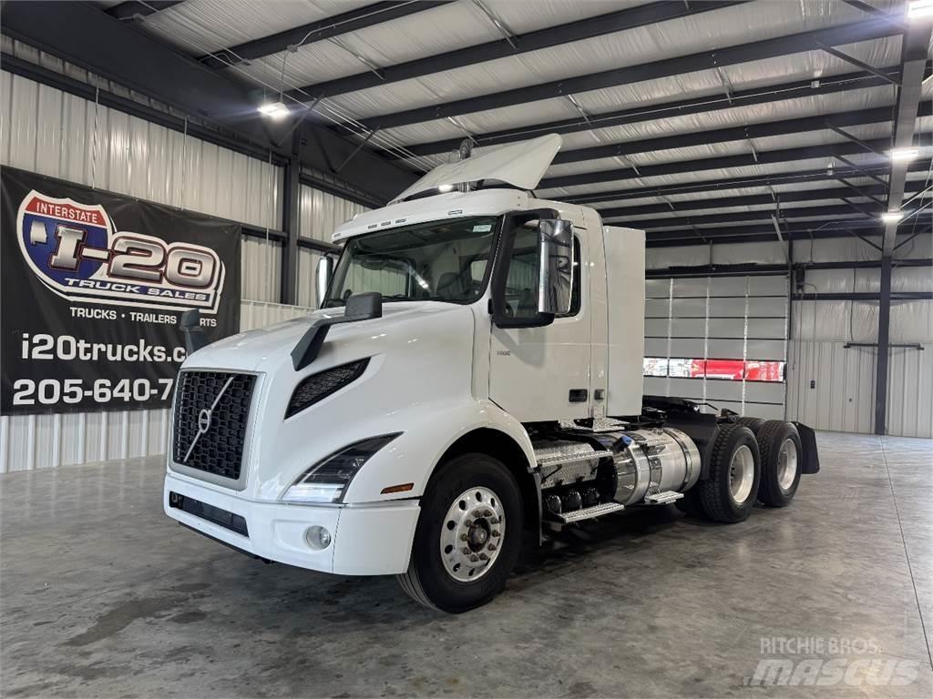 Volvo VNR64T300 Тягачі