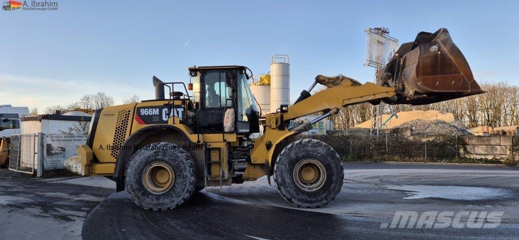 CAT 966 MXE Фронтальні навантажувачі