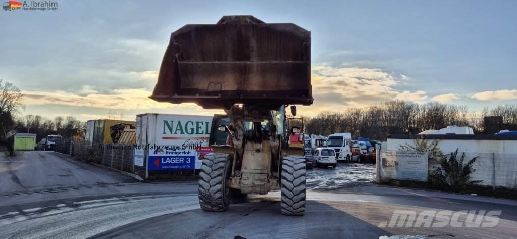 CAT 966 MXE Фронтальні навантажувачі