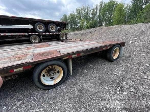 Dynaweld STEEL STEPDECK Низькорамні напівпричепи