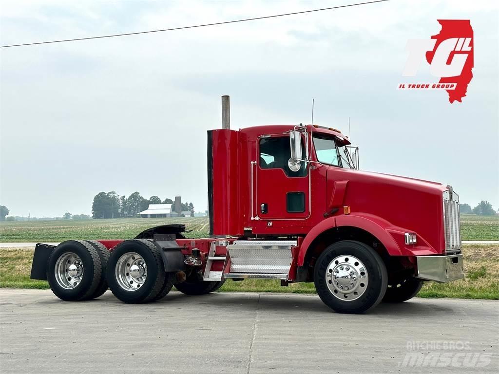 Kenworth T800 Тягачі