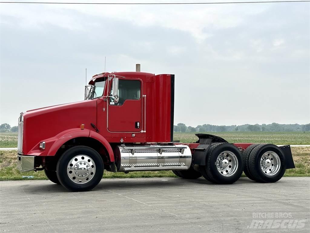 Kenworth T800 Тягачі