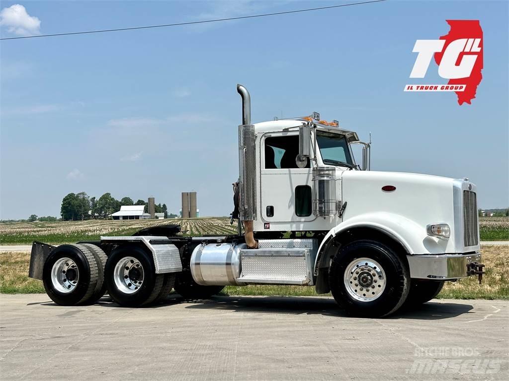 Peterbilt 367 Тягачі