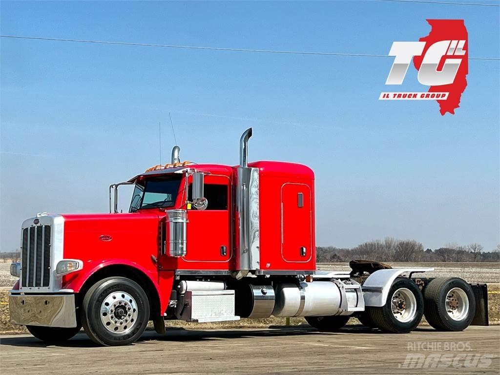 Peterbilt 388 Тягачі