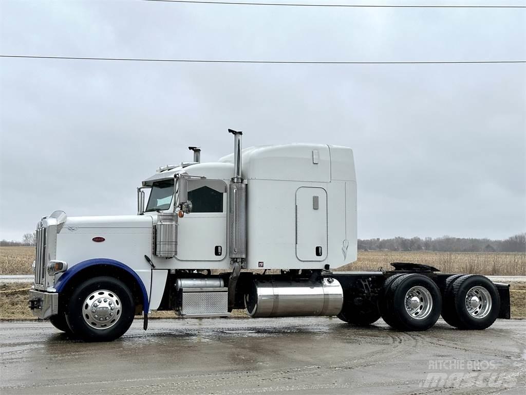 Peterbilt 389 Тягачі
