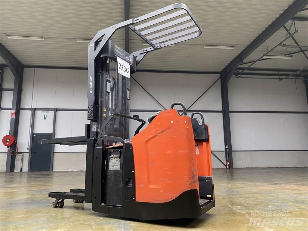 Toyota BT SPE140L Самохідні електроштабелери