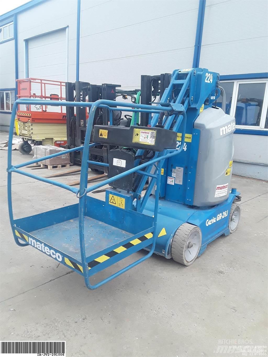 Genie GR26J Вертикальні щоглові підйомники
