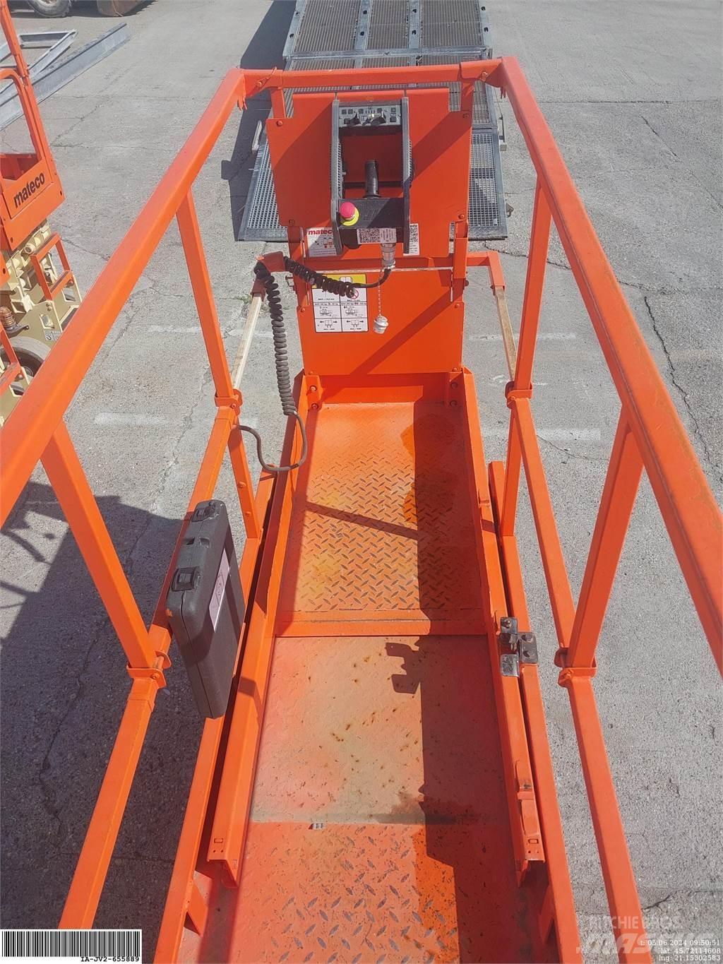 JLG 2032ES Підйомники-ножиці