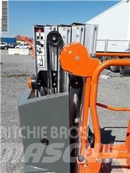 JLG Toucan duo Вертикальні щоглові підйомники