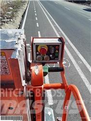 JLG Toucan duo Вертикальні щоглові підйомники